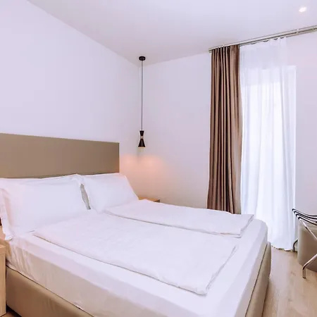 Ah Porticcioli Boutique 4*