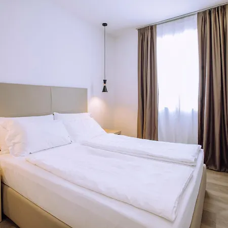 Ah Porticcioli Boutique 4* סן פליס דל בנאקו