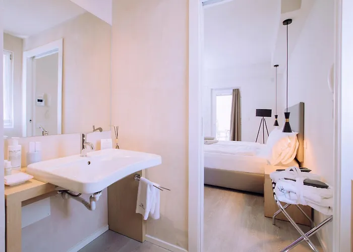 Ah Porticcioli Boutique 4*